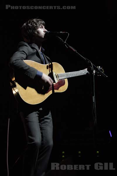 THE LAST SHADOW PUPPETS - 2008-08-26 - PARIS - Olympia - Alex Turner